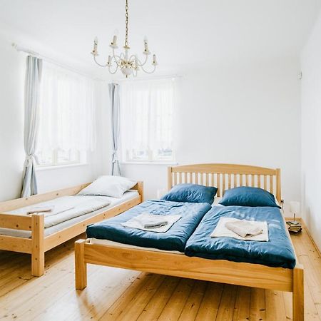 Maison d'hôtes U Nas Ve Vile à Cejc Extérieur photo