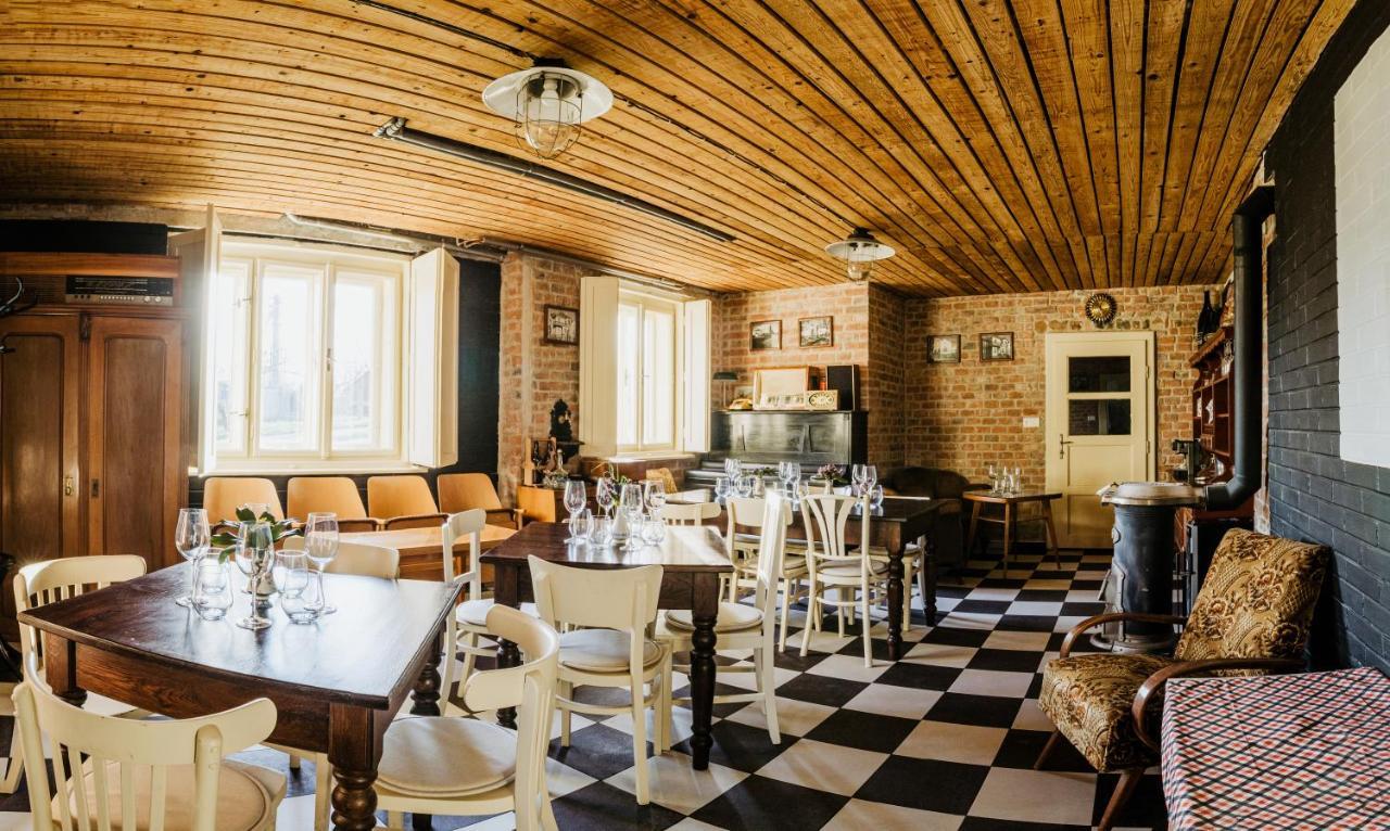 Maison d'hôtes U Nas Ve Vile à Cejc Extérieur photo