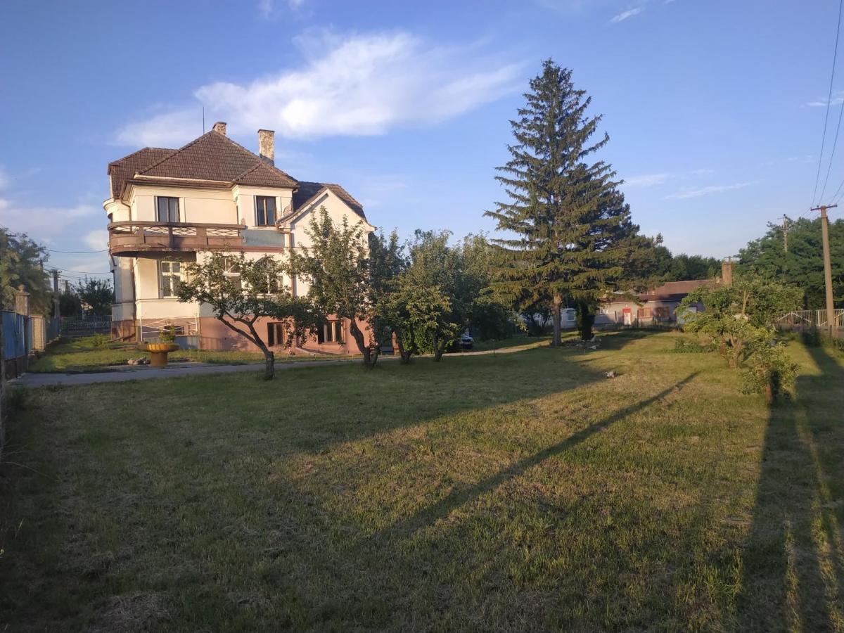 Maison d'hôtes U Nas Ve Vile à Cejc Extérieur photo